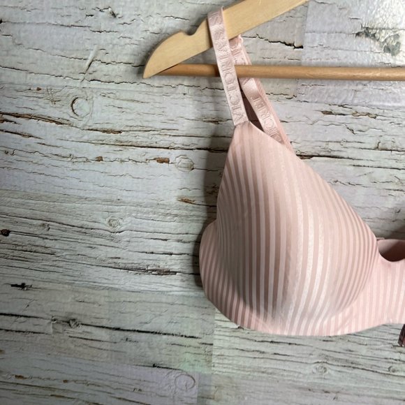 Victoria Secret Tee Shirt Lightly Lined Wireless Bra pink striped 36C - Picture 2 of 9